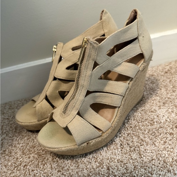 Women's Beige Wedge Sandals - Picture 2 of 4